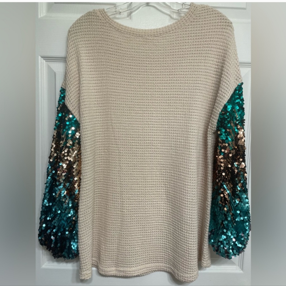 Entro Cream Textured Knit Top